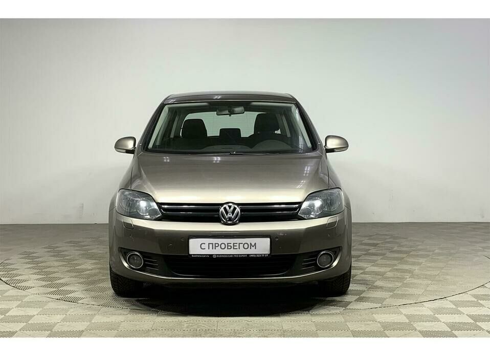 Volkswagen Golf Plus 1.6 AMT (102 л.с.)